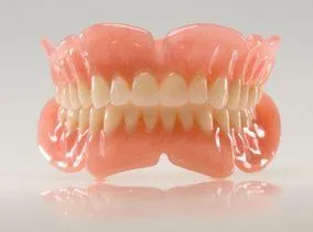Eglinton Dental Clinic (Dr. Jonathan Center D.D.S. & Solo Blanc DD)