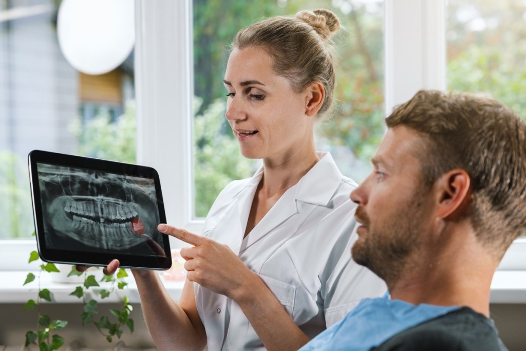 Image of Applewood Hills Dental Centre clinic - Dental Clinic Directory