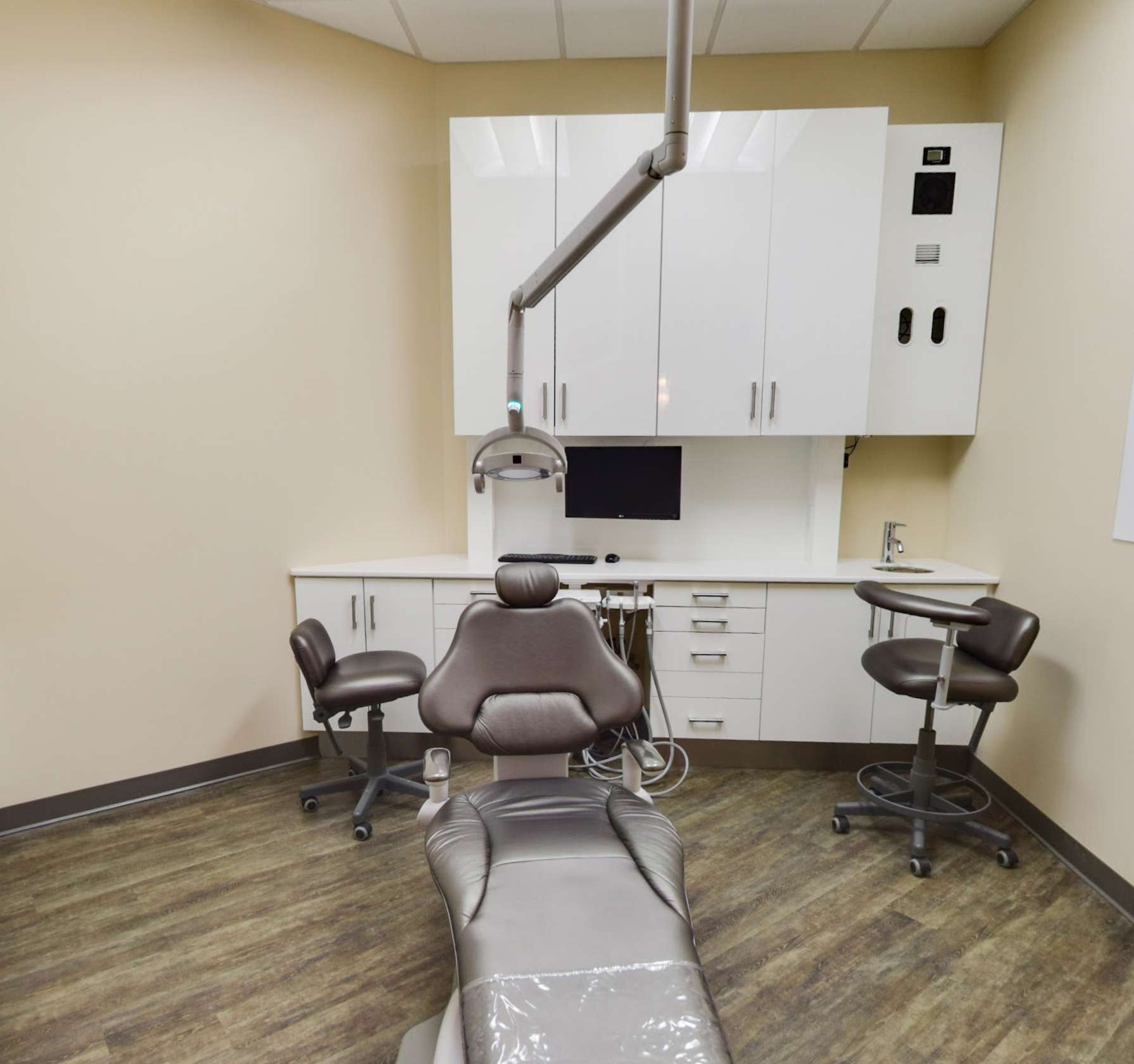 Image of Dental Studio Bramalea Road clinic - Dental Clinic Directory