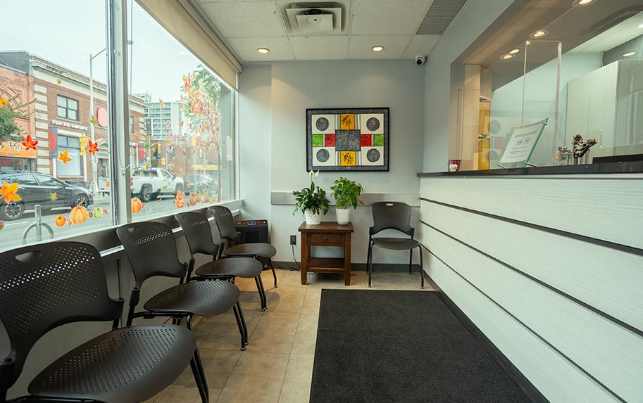 Image of Dentists on Bloor clinic - Dental Clinic Directory