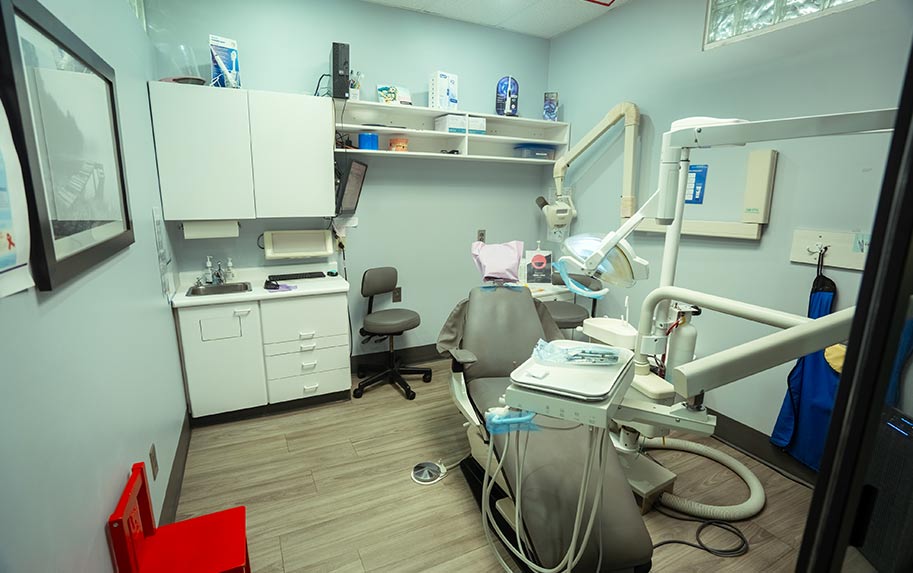 Image of Dentists on Bloor clinic - Dental Clinic Directory