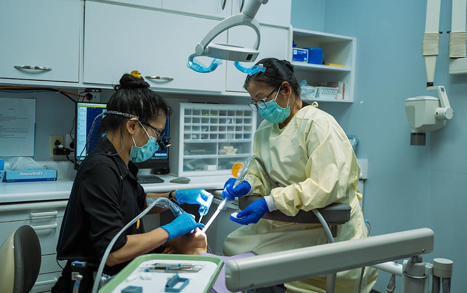 Image of Dentists on Bloor clinic - Dental Clinic Directory