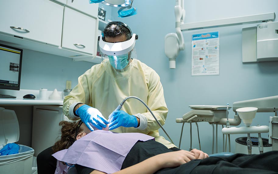 Image of Dentists on Bloor clinic - Dental Clinic Directory