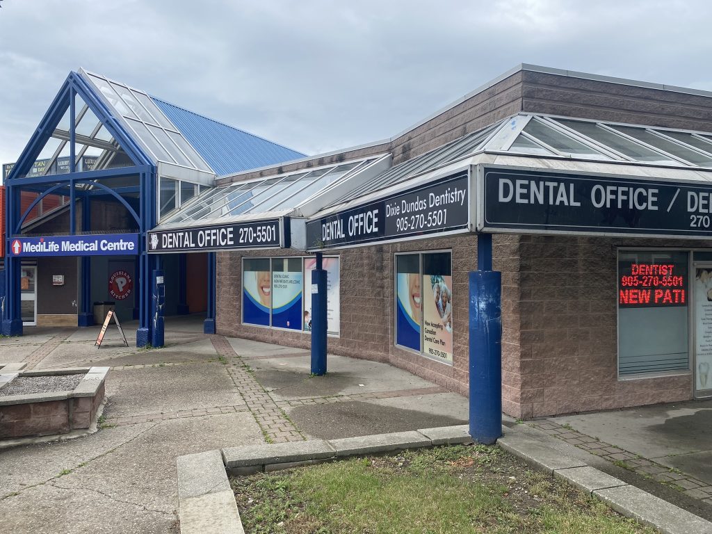 Dixie Dundas Dentistry