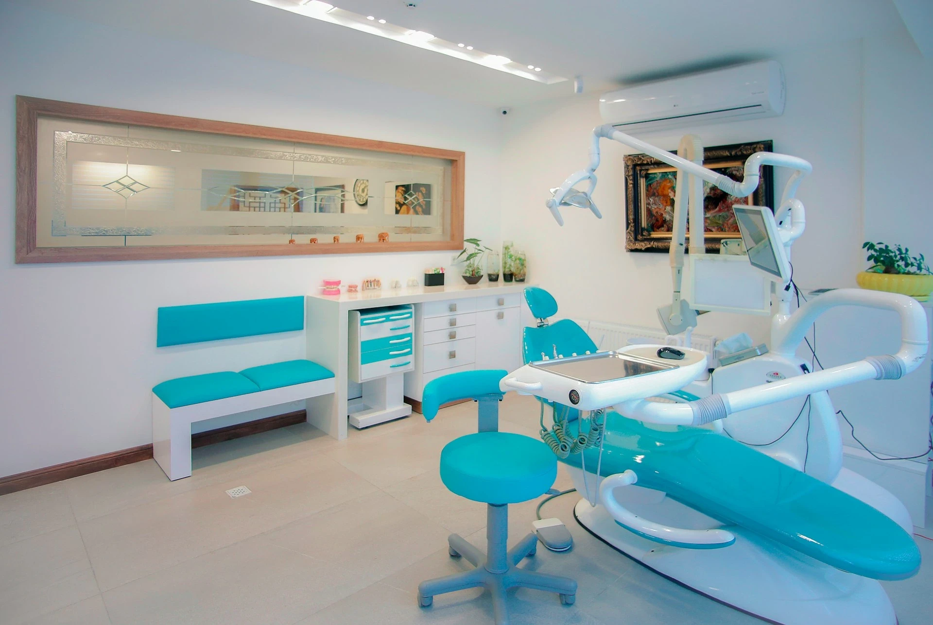Image of Wellington Dental Care Dr. Khosravi clinic - Dental Clinic Directory