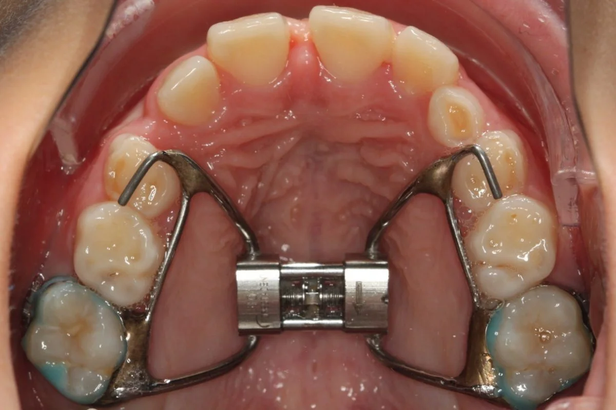 Image of Dutton Dentistry & Fastbraces clinic - Dental Clinic Directory