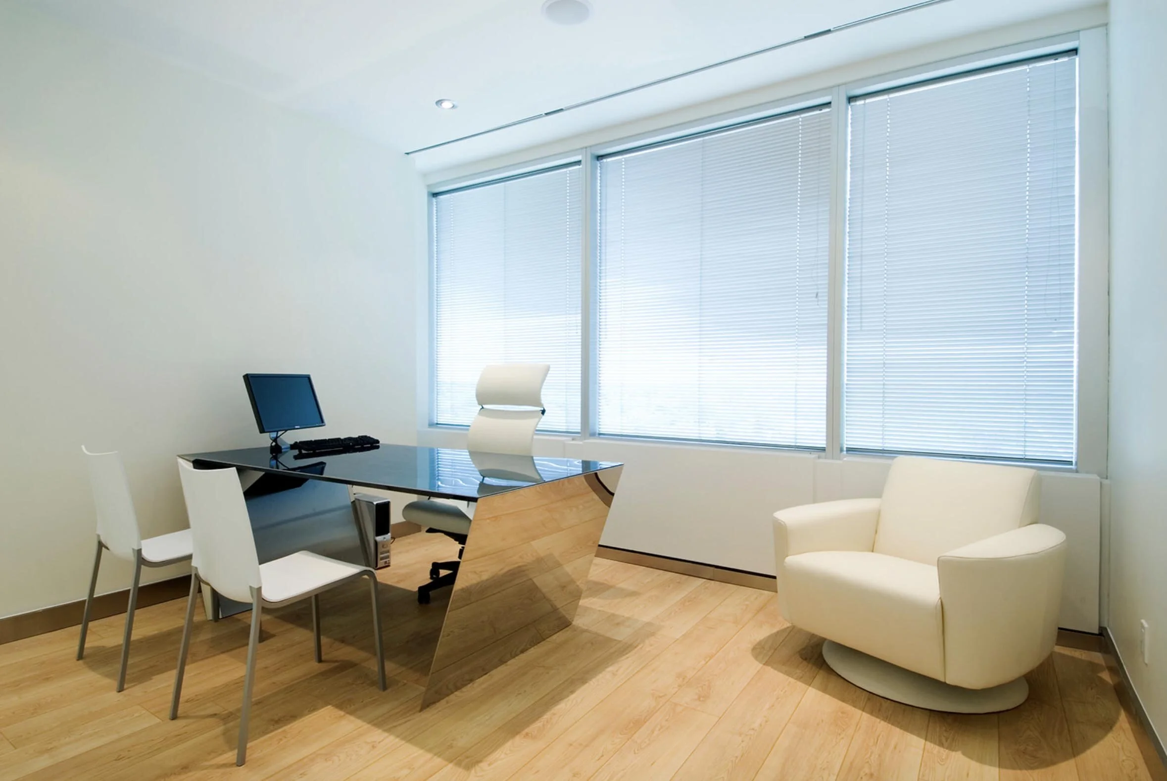 Image of North York Oral Maxillofacial Surgery Centre clinic - Dental Clinic Directory