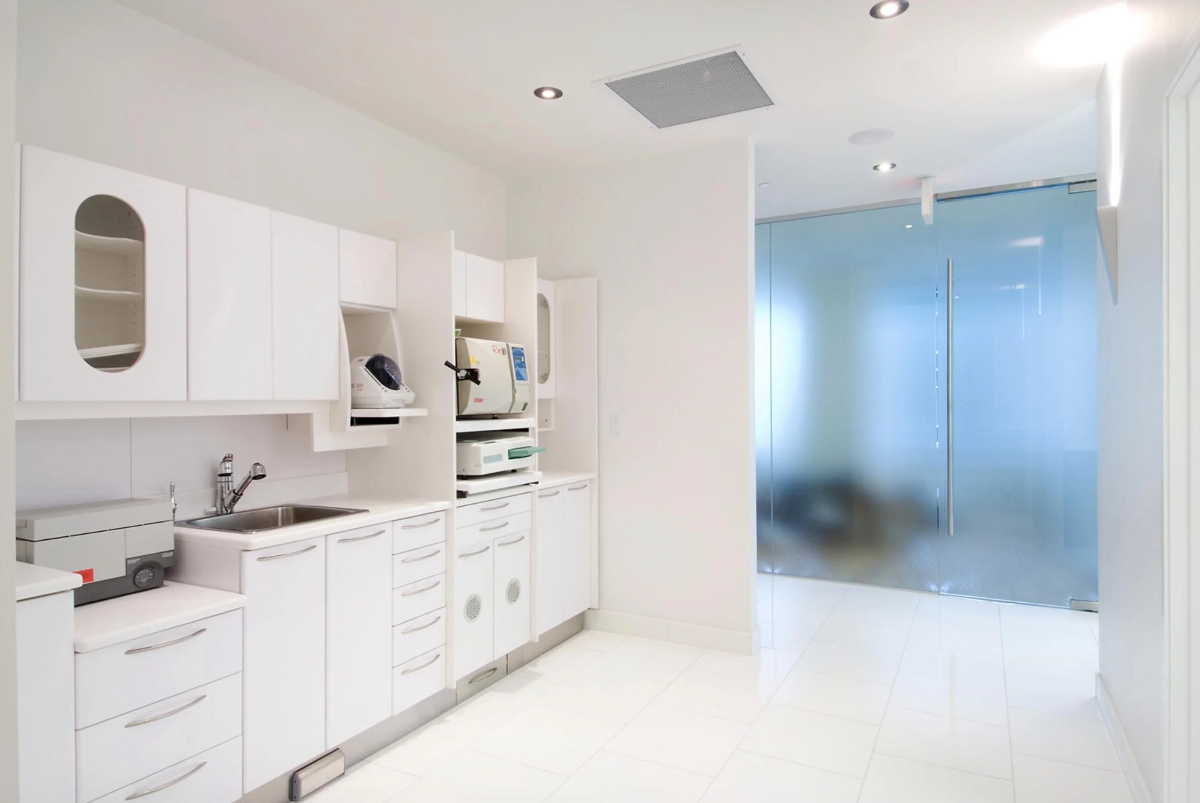 Image of North York Oral Maxillofacial Surgery Centre clinic - Dental Clinic Directory