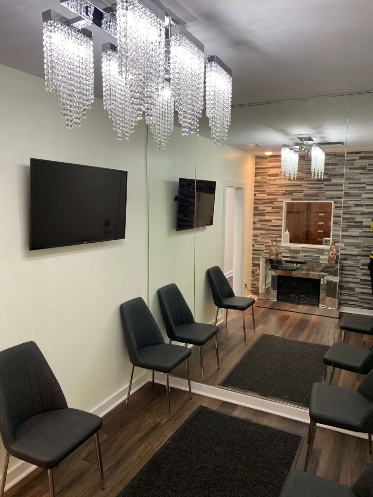 Image of Maxim's Family Dentistry Dr. Kanu priya Dara clinic - Dental Clinic Directory