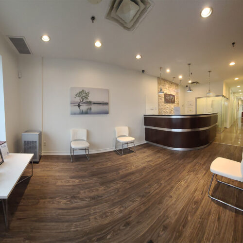 Image of Dr. Hajir Farahmand - Oak Ridges North Dental Clinic clinic - Dental Clinic Directory