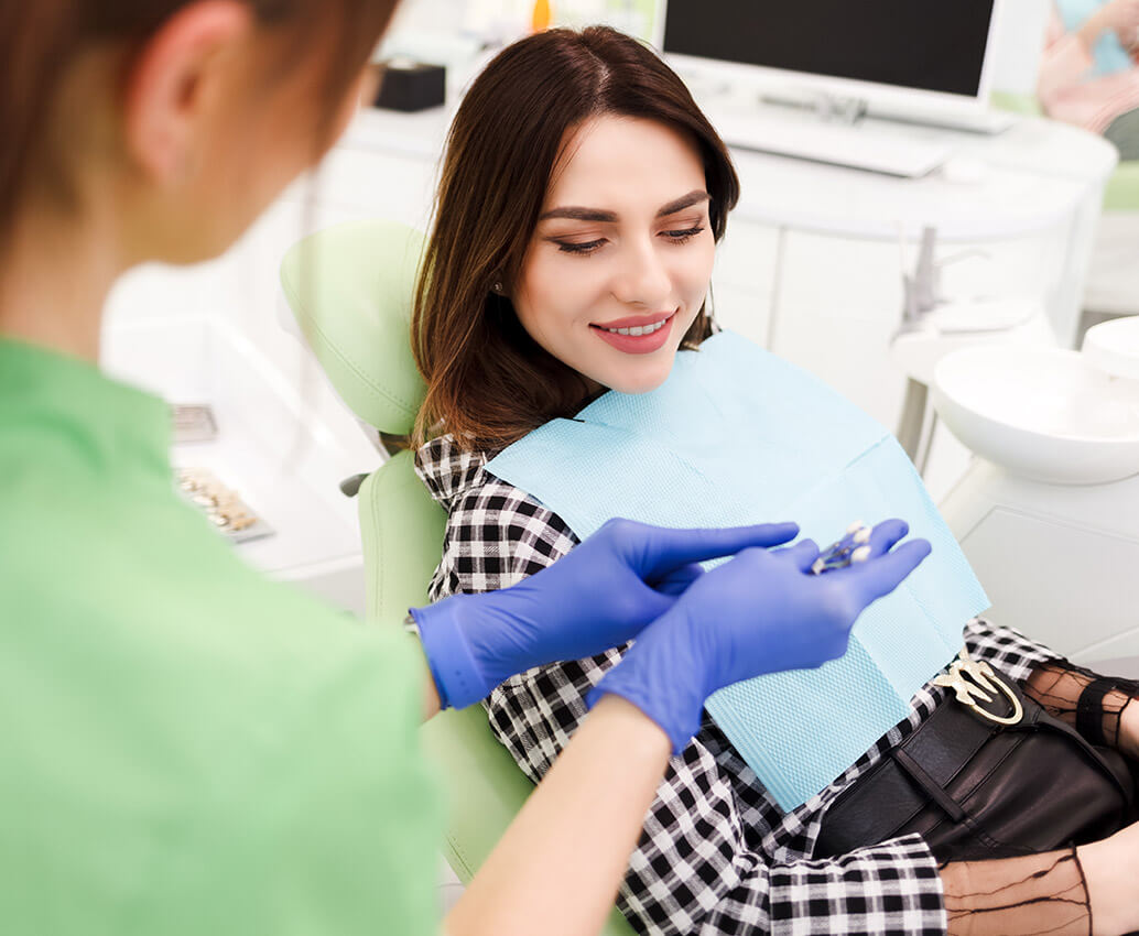Image of Dr. Hajir Farahmand - Oak Ridges North Dental Clinic clinic - Dental Clinic Directory