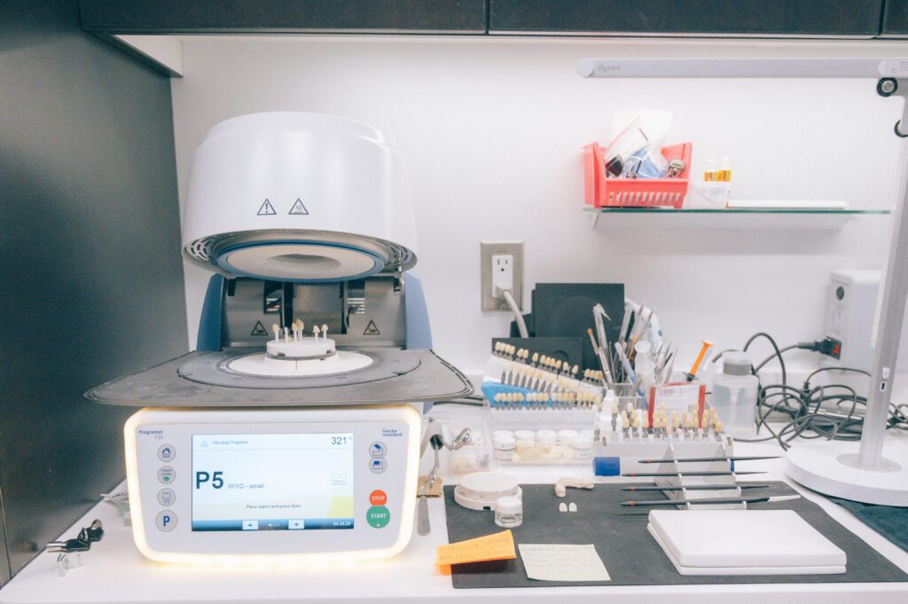 Image of PHI DENTAL CARE clinic - Dental Clinic Directory