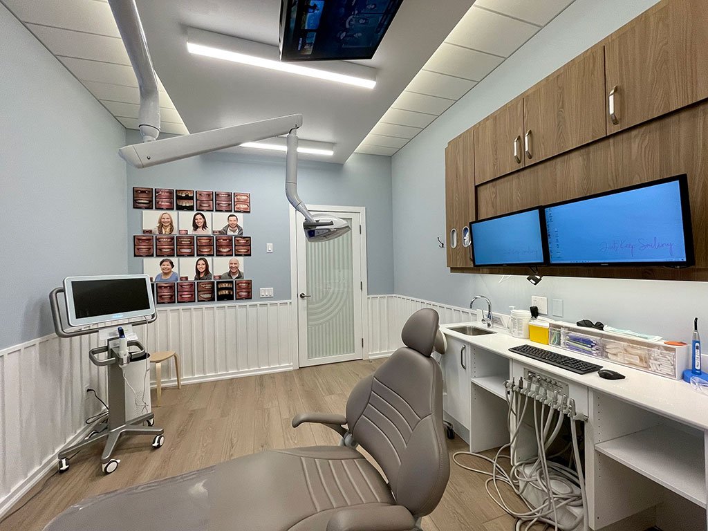 Image of Smiling Dental clinic - Dental Clinic Directory