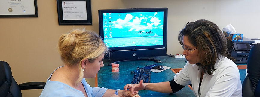 Clyde Prosthodontics Dr. Yelitza R. Ararat