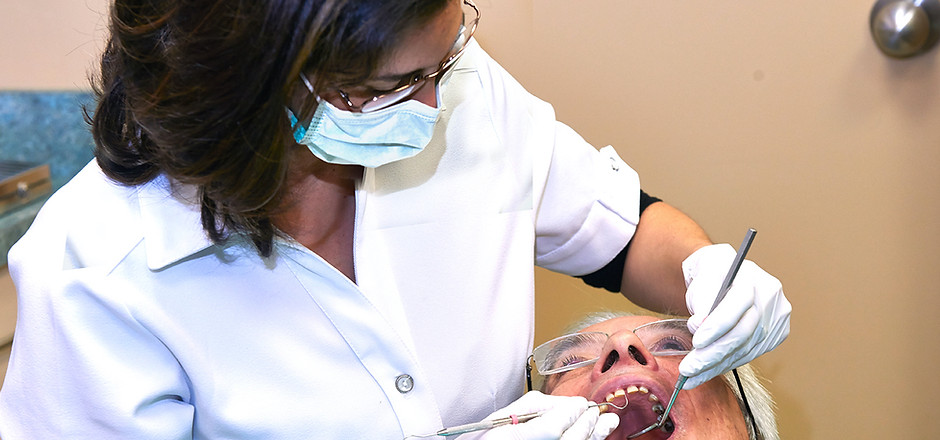 Image of Clyde Prosthodontics Dr. Yelitza R. Ararat clinic - Dental Clinic Directory
