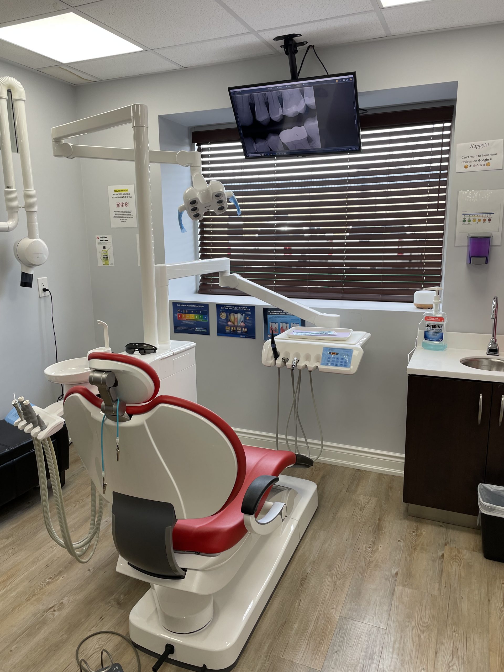 Image of Uptown Dentistry at Lake clinic - Dental Clinic Directory