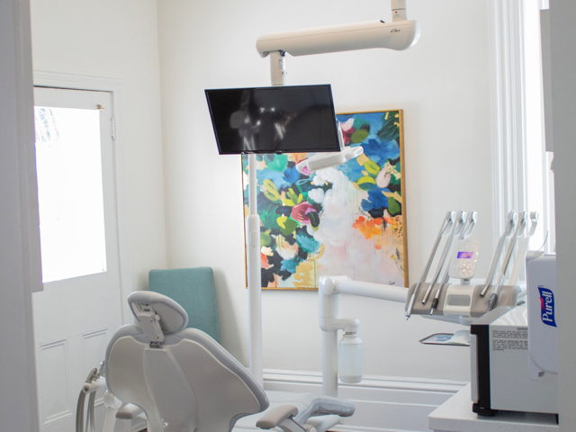 Image of Waterdown Village Dentistry clinic - Dental Clinic Directory