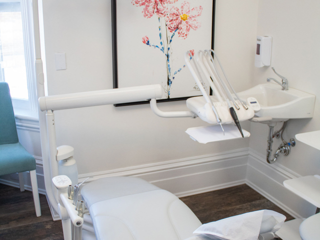 Image of Waterdown Village Dentistry clinic - Dental Clinic Directory