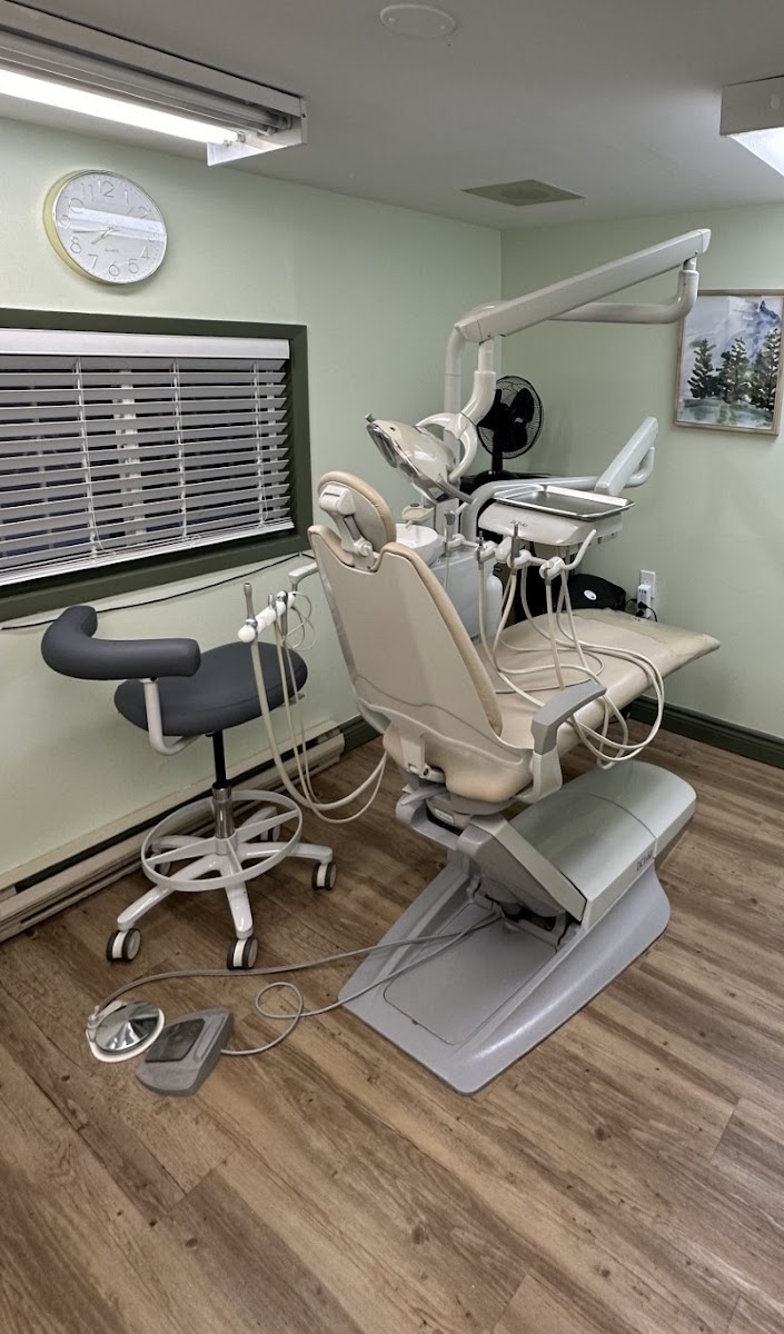 Bloor Lansdowne Dental Centre