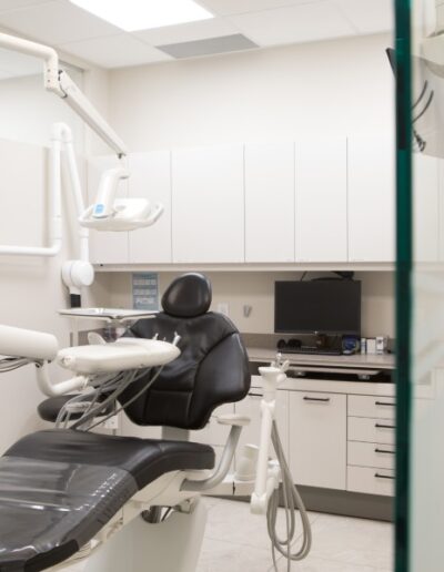 Image of Roncesvalles Dental Centre clinic - Dental Clinic Directory