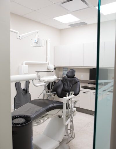 Image of Roncesvalles Dental Centre clinic - Dental Clinic Directory